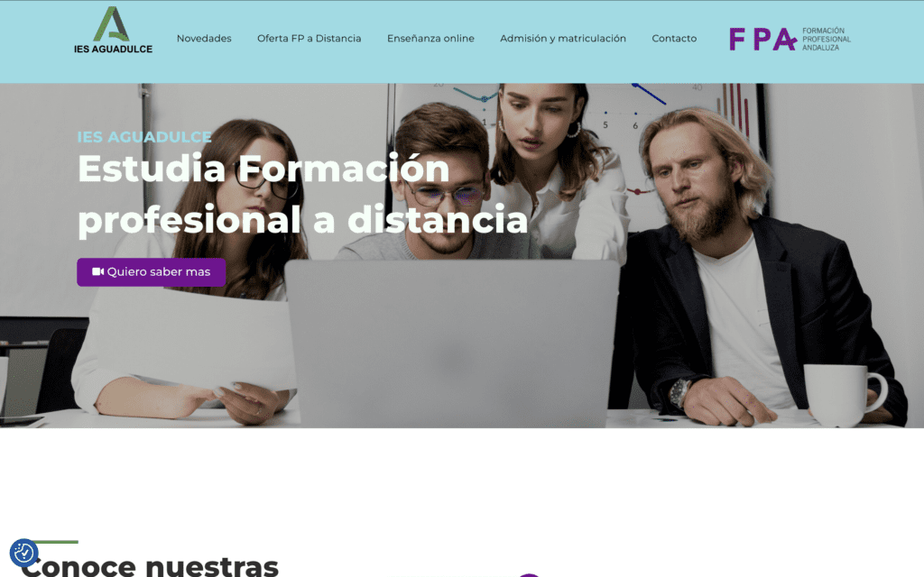 Diseño web moderno y minimalista por CodeRoot